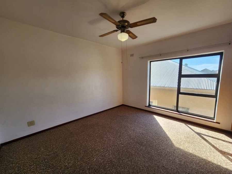 To Let 2 Bedroom Property for Rent in Gordons Bay Western Cape